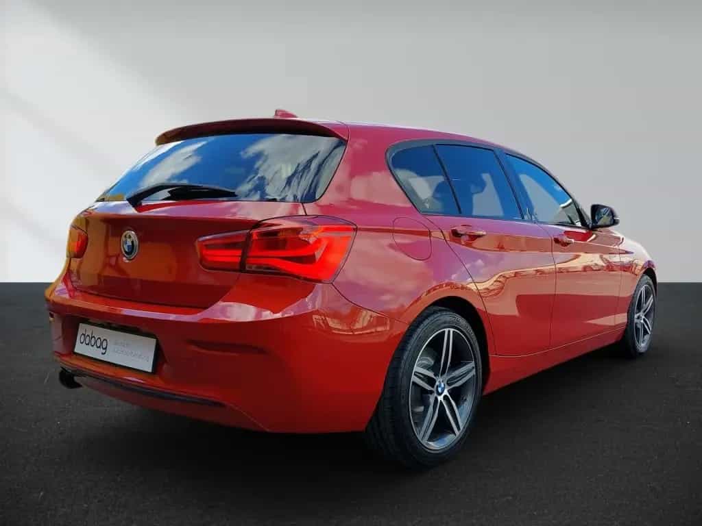 BMW 1 Series 125i Aut Sport Line 2.Hd SHZ LHZ LED KAM CarPlay 01/2017-photo-5