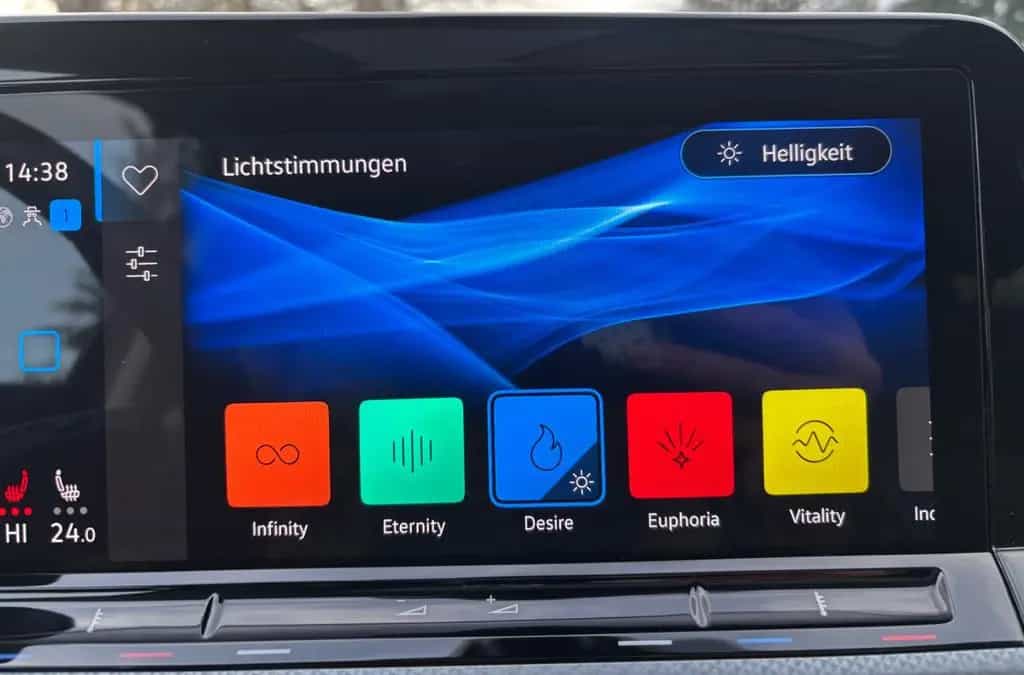 Volkswagen Golf VIII Lim. Active/2.0 TDI/Scheib/LED/R.Kamer 06/2022-photo-23