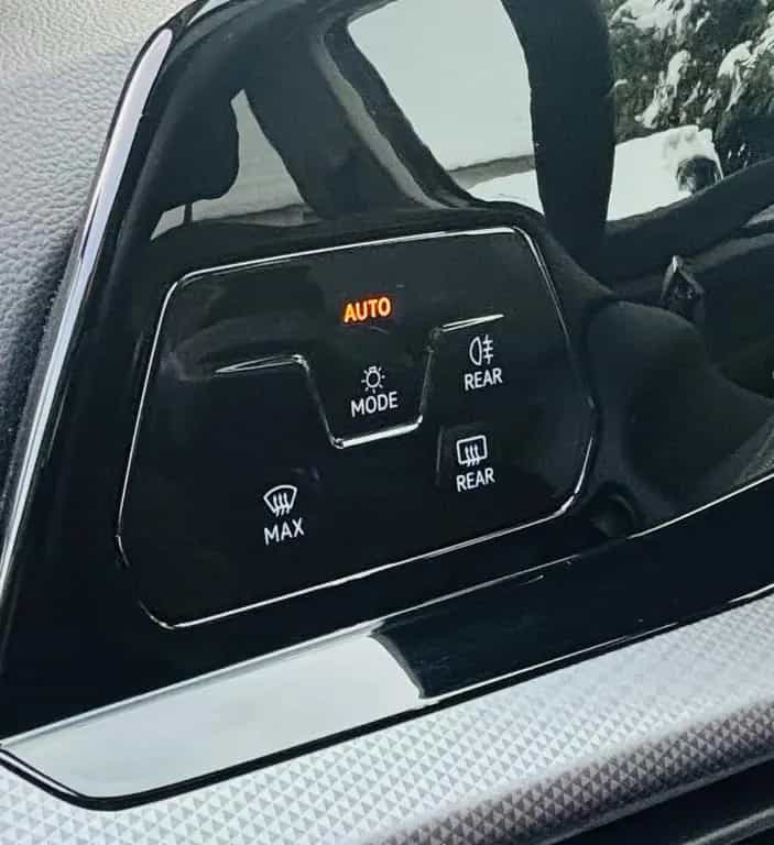 Volkswagen Golf VIII Lim. Active/2.0 TDI/Scheib/LED/R.Kamer 06/2022-photo-30