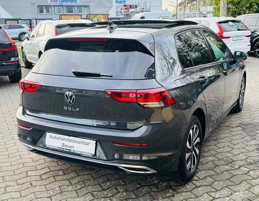 Volkswagen Golf VIII Lim. Active/2.0 TDI/Scheib/LED/R.Kamer 06/2022-photo-4