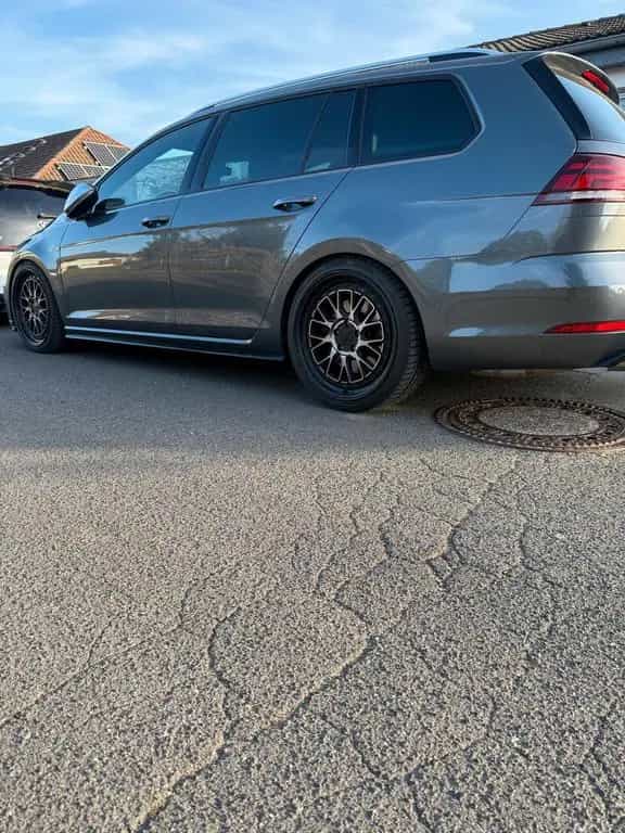 Volkswagen Golf 7 R Variant 06/2018-photo-4