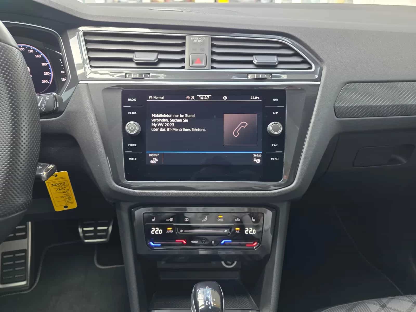 Volkswagen Tiguan 02/2022-photo-29