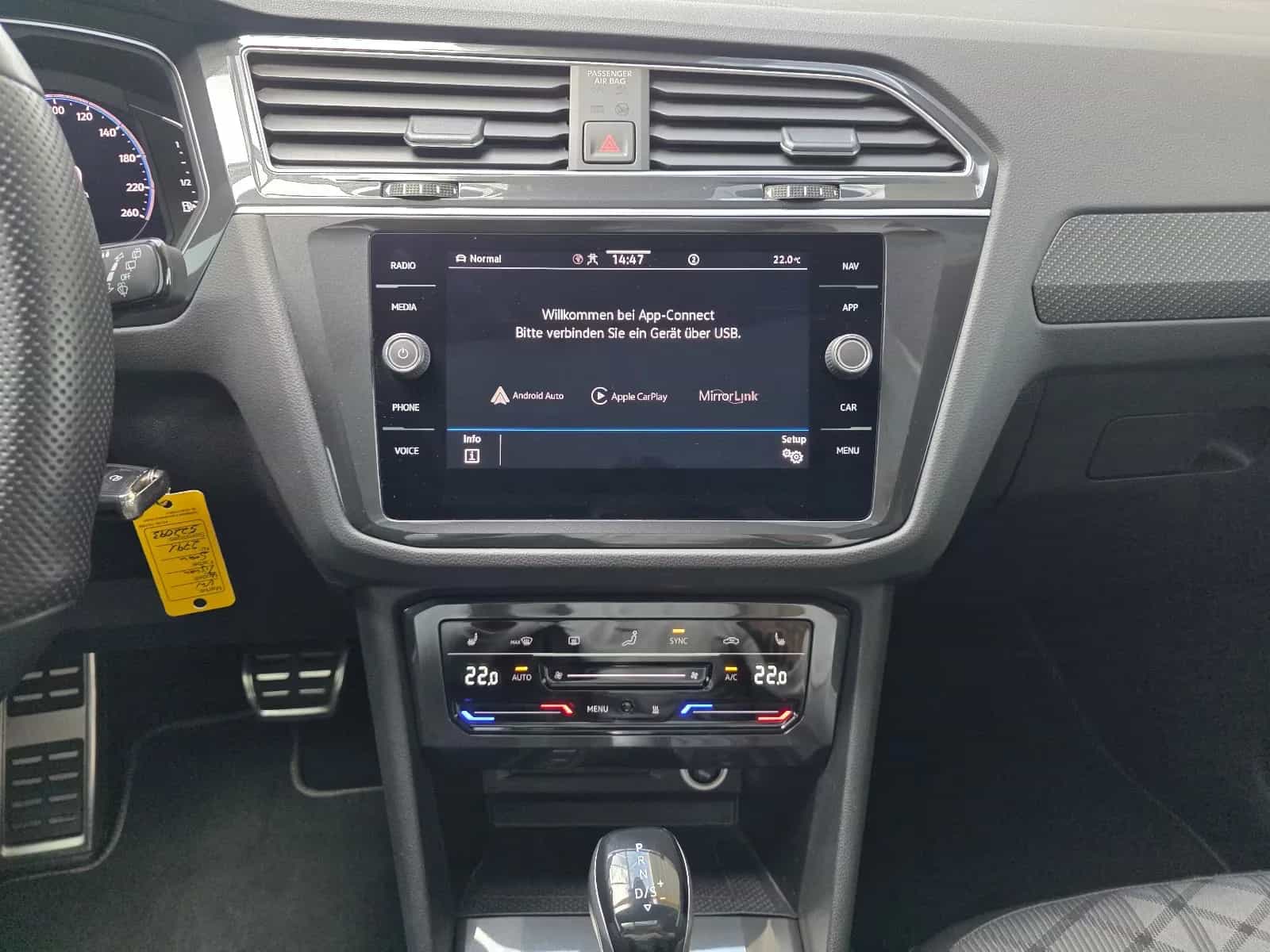 Volkswagen Tiguan 02/2022-photo-30