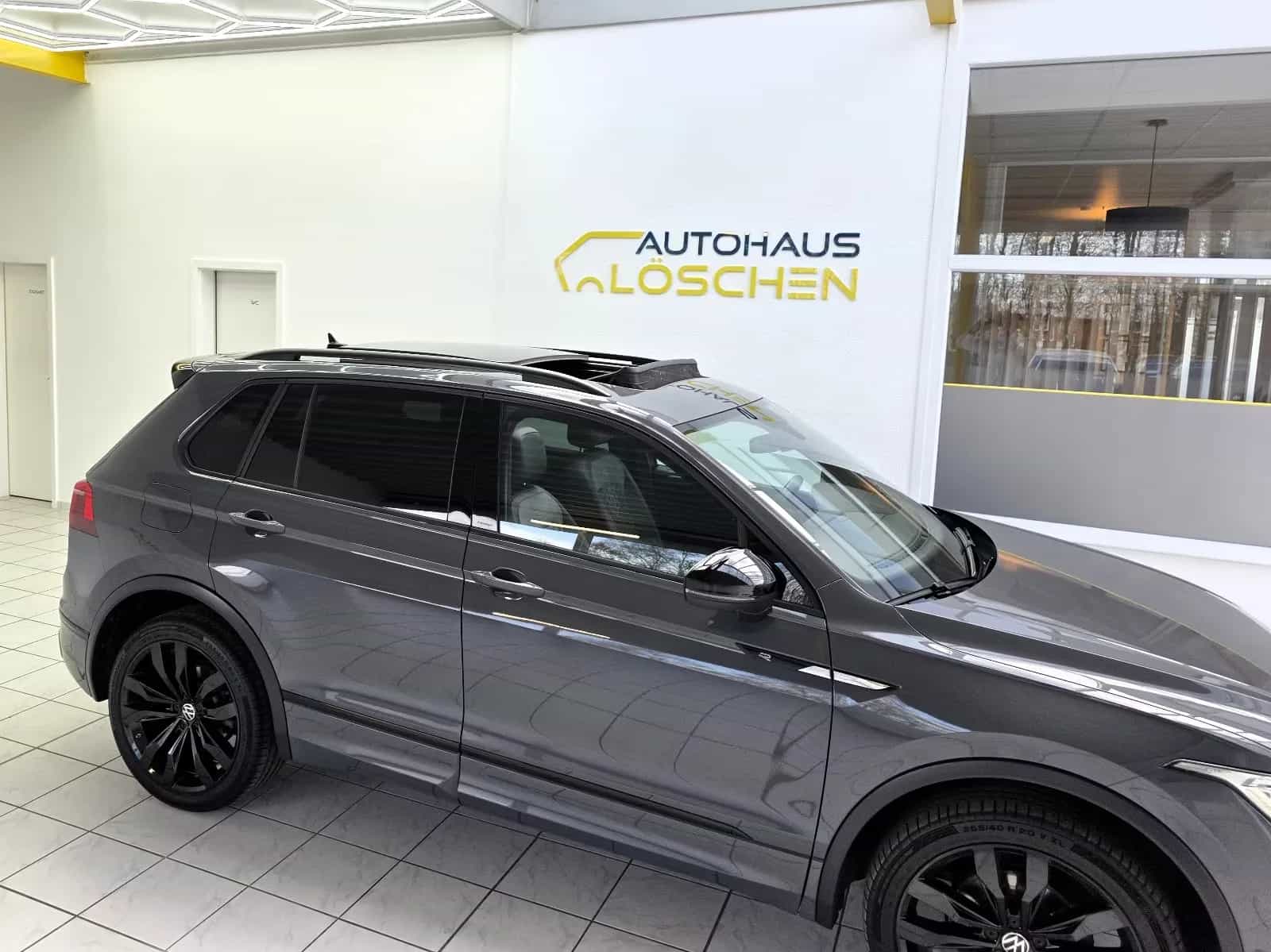 Volkswagen Tiguan 02/2022-photo-6