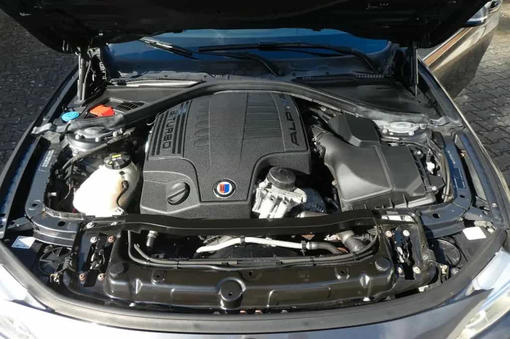 ALPINA B4 3.0 BiTurbo Allrad Coupe Lavalina II 1-Hand 11/2016-photo-17
