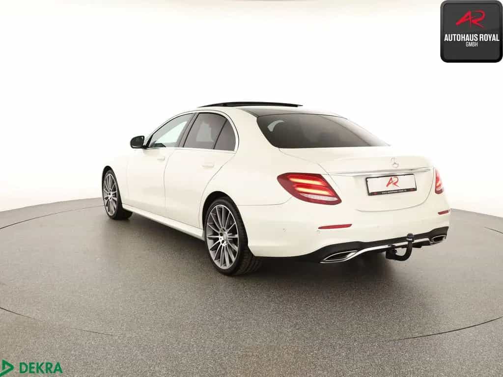 Mercedes-Benz E 200 3x AMG DESIGNO DIAMANTWEISS,MULTIBEAM,PANO 04/2016-photo-2