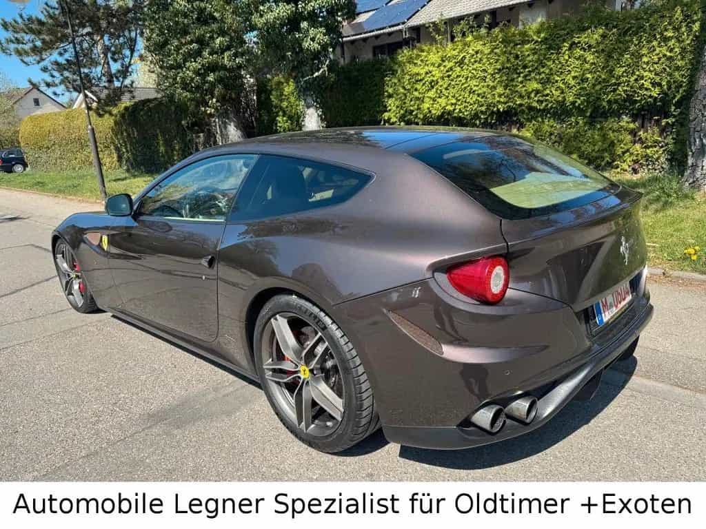 Ferrari Atelier deutsche Auslieferung aus 2. Hand 04/2012-photo-4