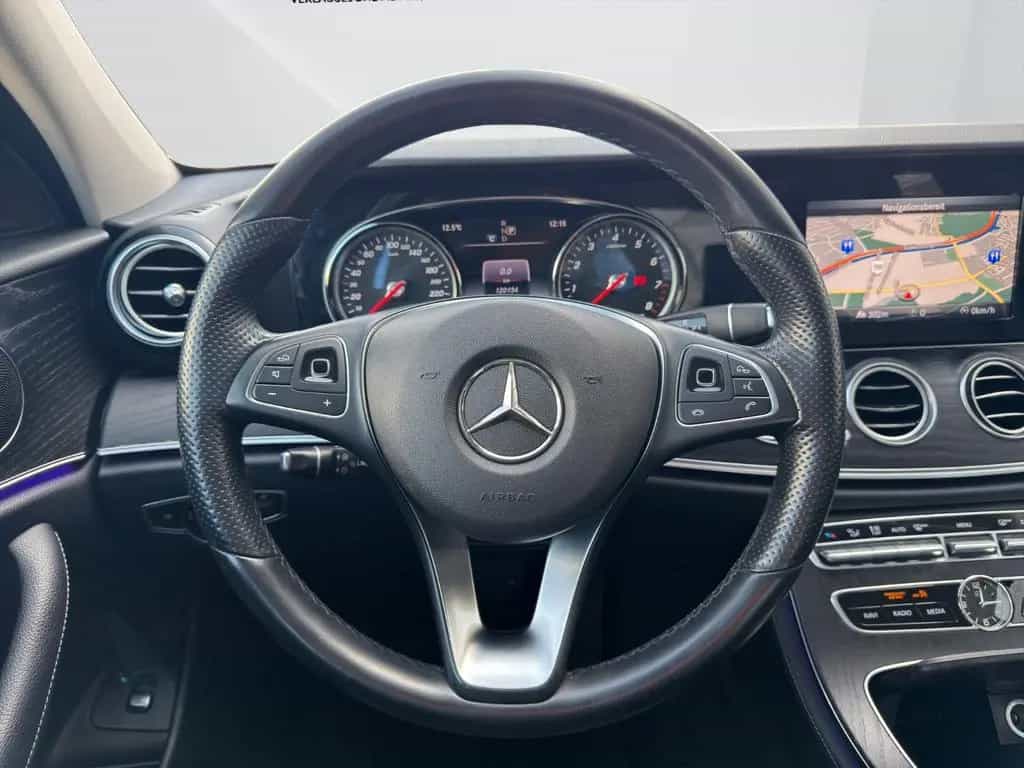 Mercedes-Benz E 200 Lim.*Avantgarde*NAVI*KAM*LED*ASSIST*SHZ* 05/2018-photo-16