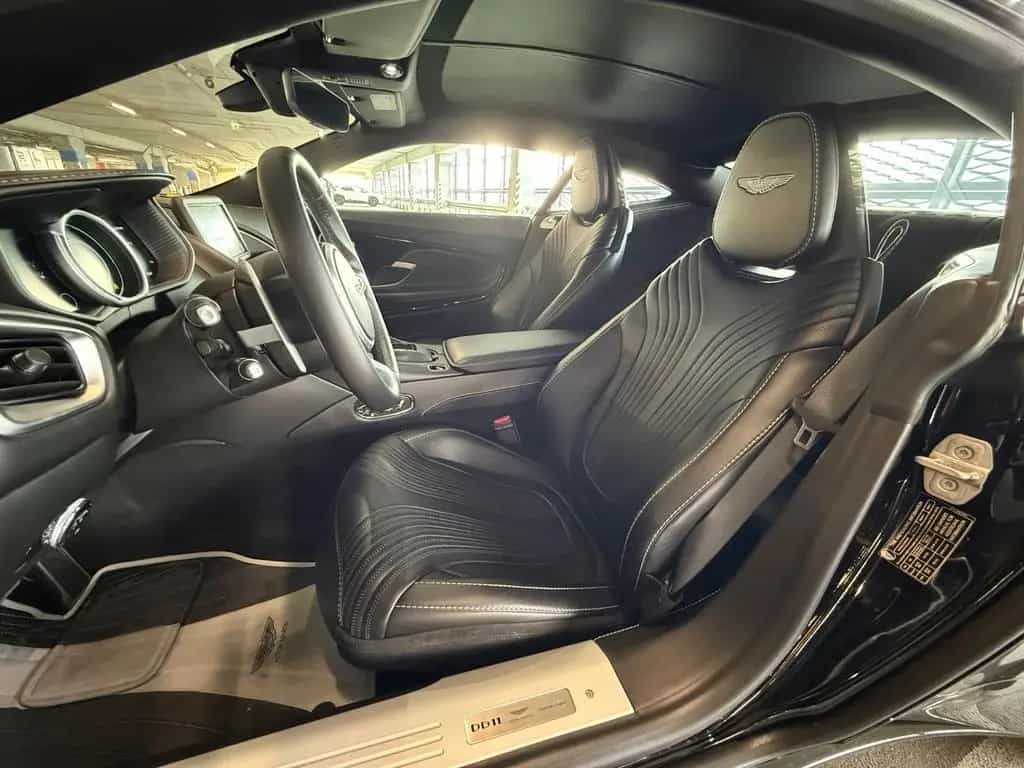 Aston Martin DB11 5.2 V12 AMR AMR 10/2019-photo-14