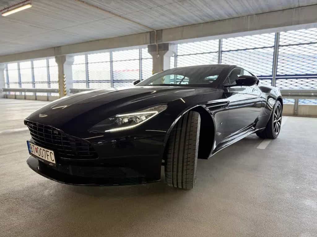 Aston Martin DB11 5.2 V12 AMR AMR 10/2019-photo-4