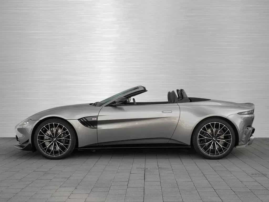 Aston Martin V8 Vantage Roadster F1 Edition Q Special Farbe 04/2024-photo-16