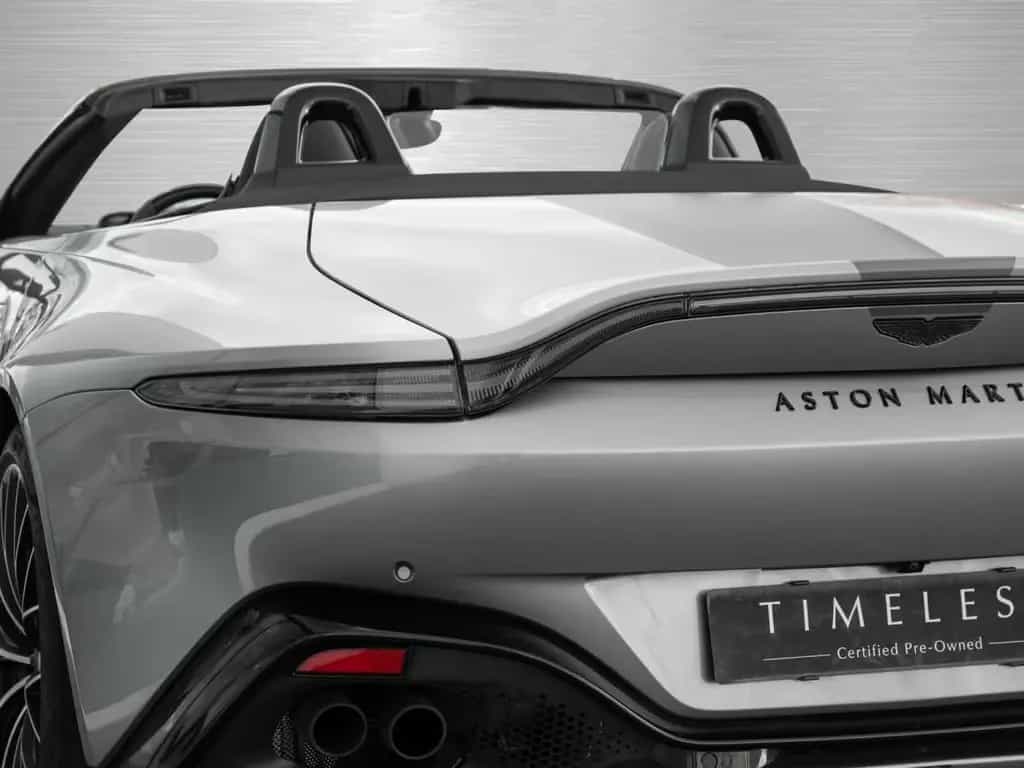 Aston Martin V8 Vantage Roadster F1 Edition Q Special Farbe 04/2024-photo-17