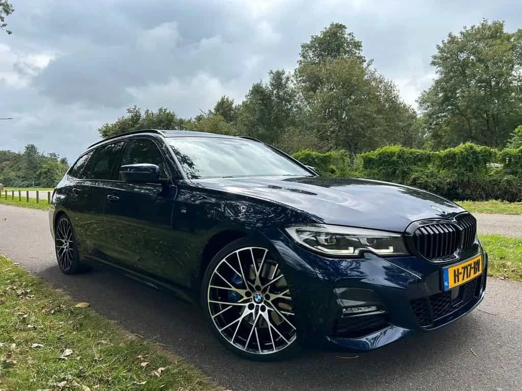 BMW 2 Series BMW 330 High Executive M Sport Trekhaak 01/2020-photo-0