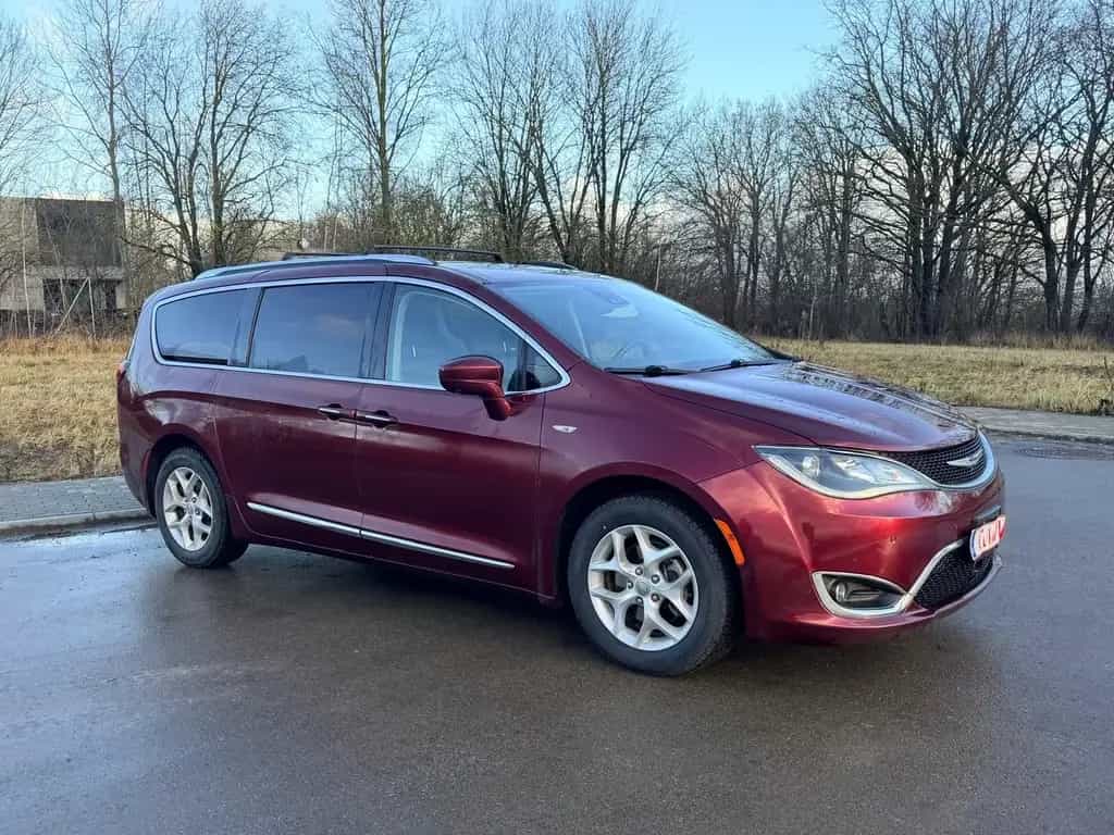 Chrysler Pacifica 07/2018-photo-1