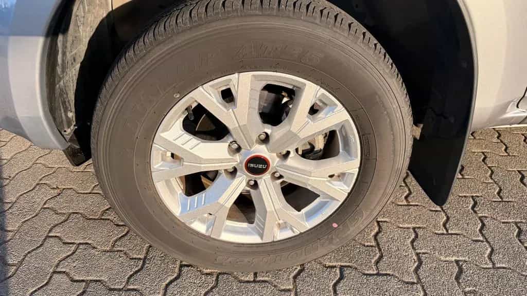 Isuzu D-Max Double Cab 4WD LS MountainTOP*SHZ* 03/2024-photo-10