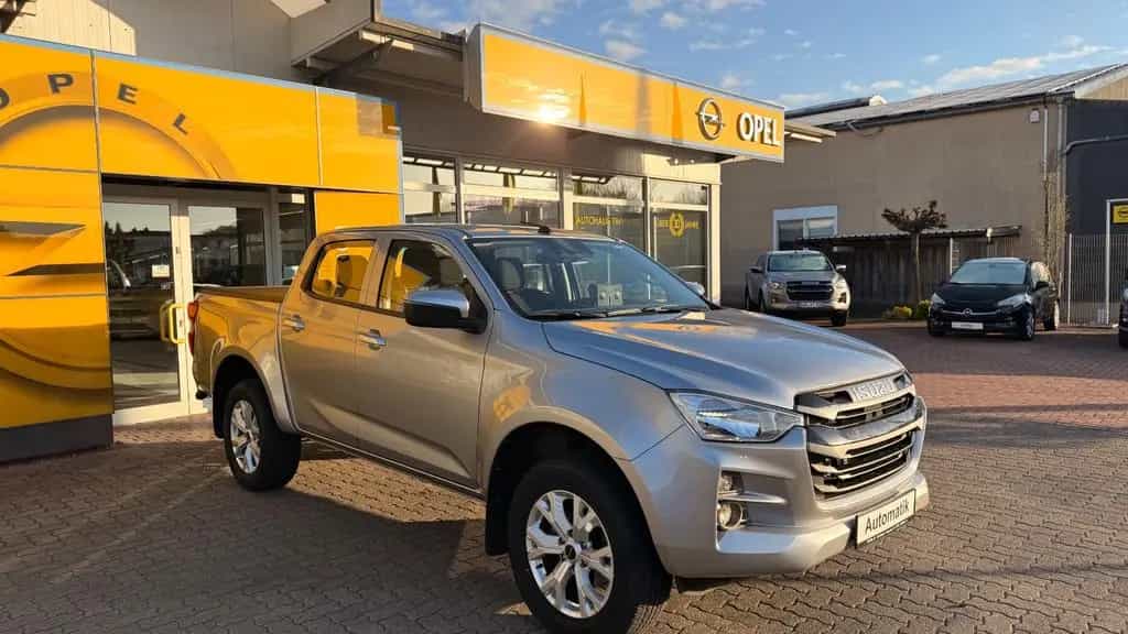 Isuzu D-Max Double Cab 4WD LS MountainTOP*SHZ* 03/2024-photo-2
