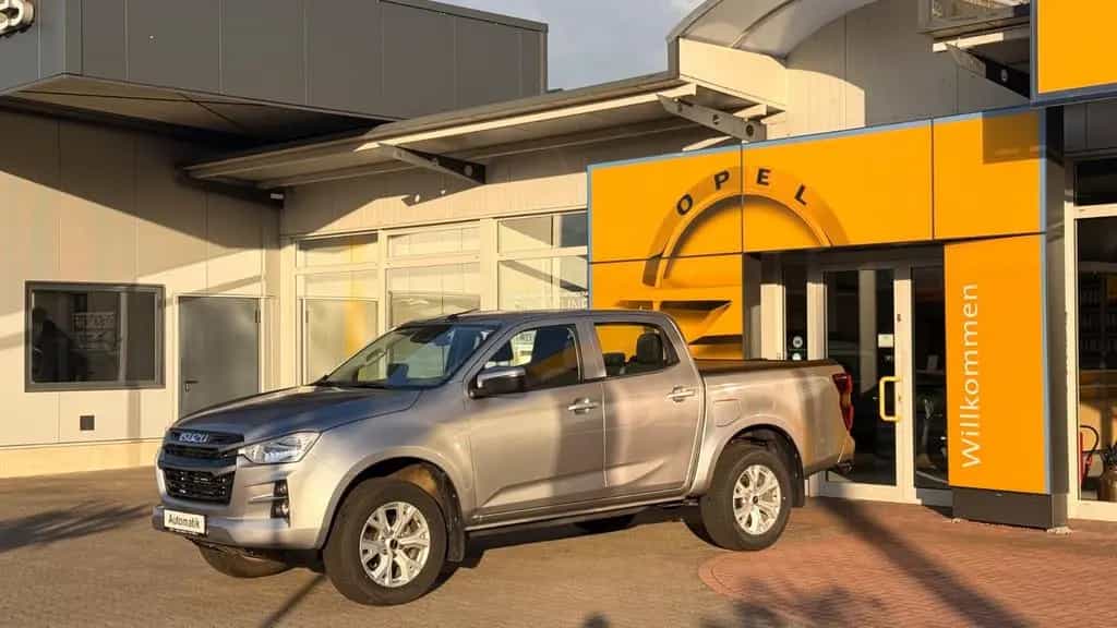 Isuzu D-Max Double Cab 4WD LS MountainTOP*SHZ* 03/2024-photo-3