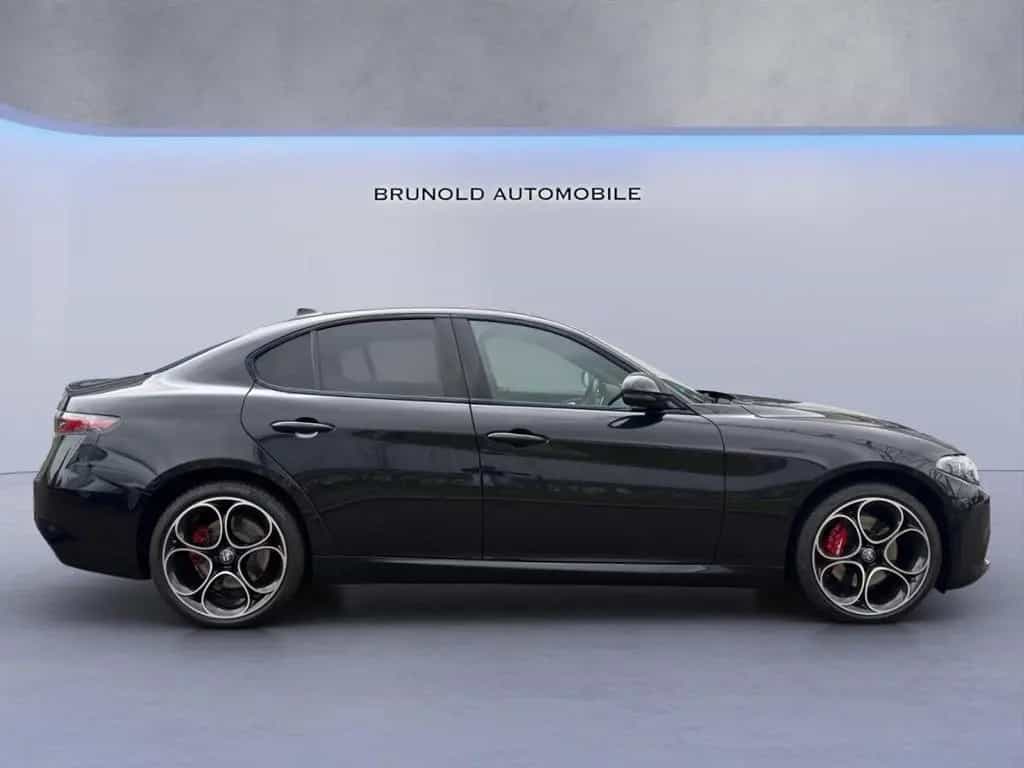 Alfa Romeo Giulia Competizione Q4 AD El. Fondsitzverst. Nav 09/2023-photo-5
