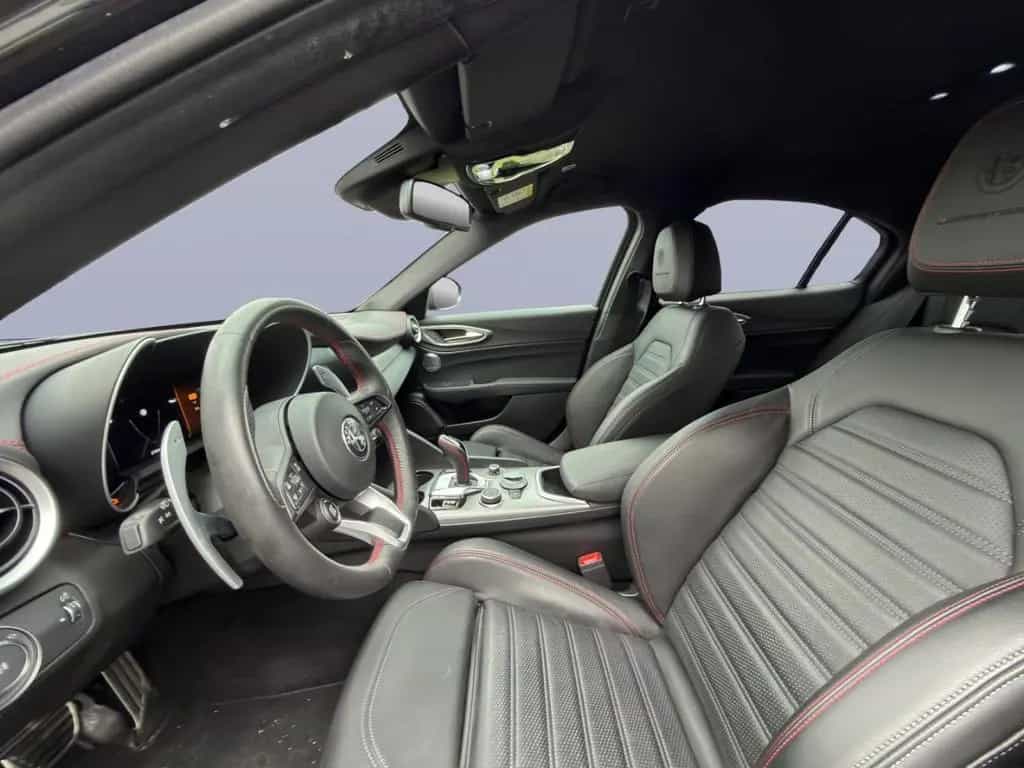 Alfa Romeo Giulia Competizione Q4 AD El. Fondsitzverst. Nav 09/2023-photo-8
