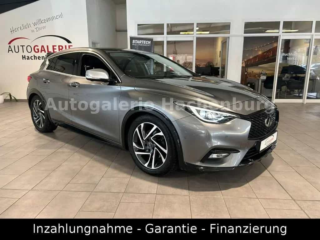 Infiniti Q30 2.2d AWD Premium/LED/LEDER/Navi/GARNATIE/E6 09/2016-photo-5