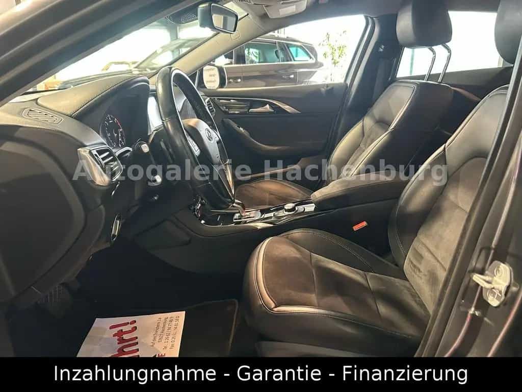 Infiniti Q30 2.2d AWD Premium/LED/LEDER/Navi/GARNATIE/E6 09/2016-photo-9