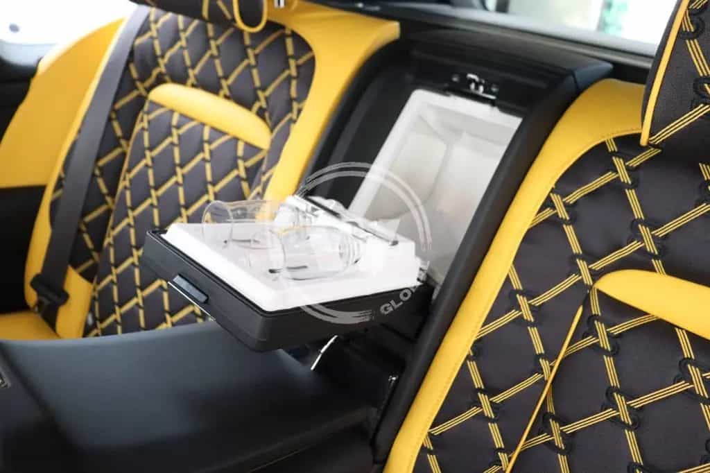 Rolls-Royce Cullinan Black Badge null-photo-21