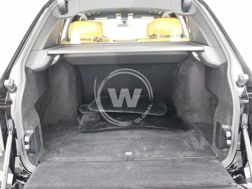 Rolls-Royce Cullinan Black Badge null-photo-7
