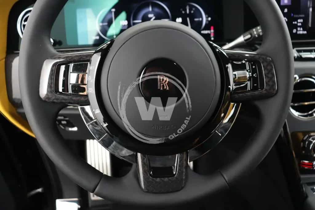Rolls-Royce Cullinan Black Badge null-photo-8
