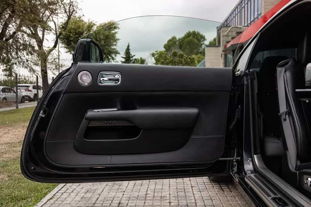 Rolls-Royce Wraith Black Badge 07/2019-photo-14
