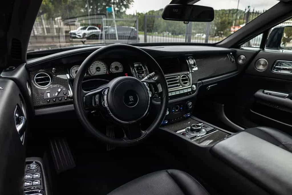 Rolls-Royce Wraith Black Badge 07/2019-photo-17