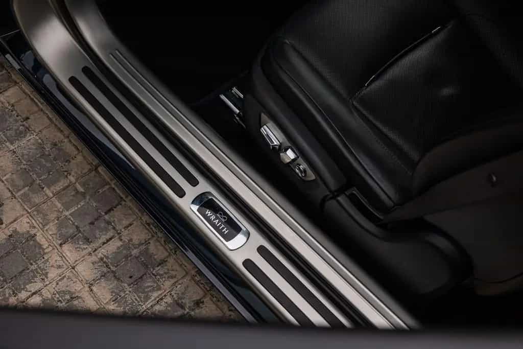 Rolls-Royce Wraith Black Badge 07/2019-photo-20