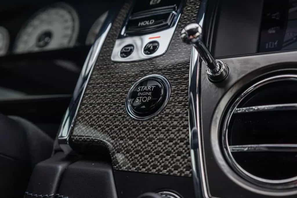 Rolls-Royce Wraith Black Badge 07/2019-photo-24