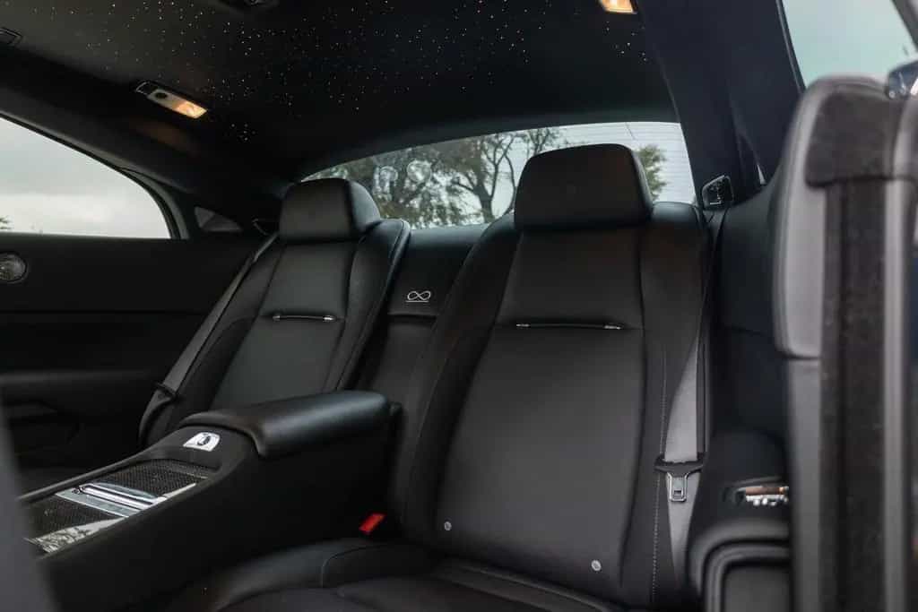 Rolls-Royce Wraith Black Badge 07/2019-photo-25