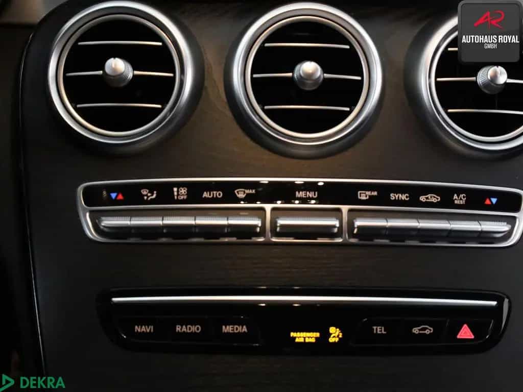 Mercedes-Benz C-Class 200 T 3x AMG KAMERA,AHK,NAVI,AKT.PARKASSISTENT 04/2019-photo-22