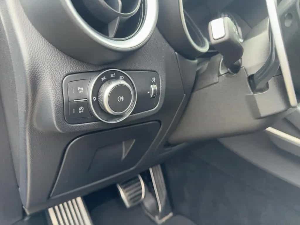 Alfa Romeo Stelvio First Edition ALLRAD NAVI HI-FI 06/2017-photo-12