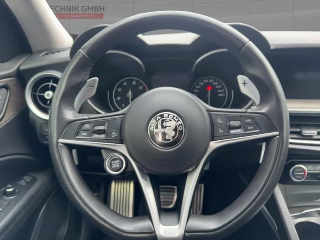 Alfa Romeo Stelvio First Edition ALLRAD NAVI HI-FI 06/2017-photo-8