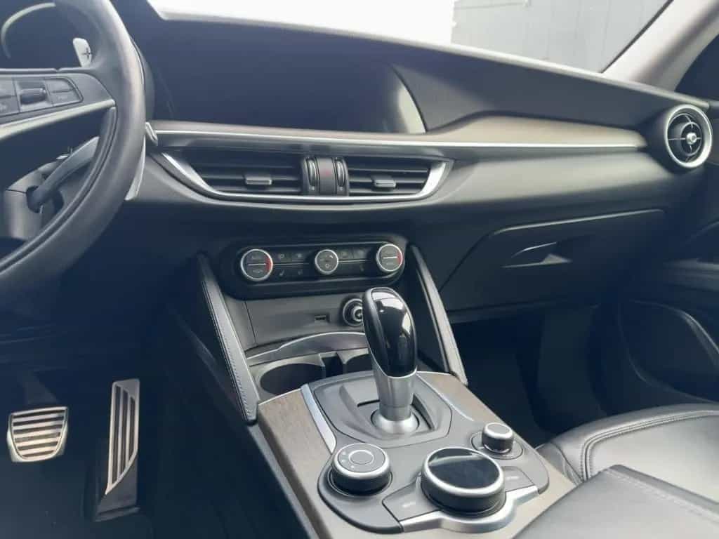 Alfa Romeo Stelvio First Edition ALLRAD NAVI HI-FI 06/2017-photo-9