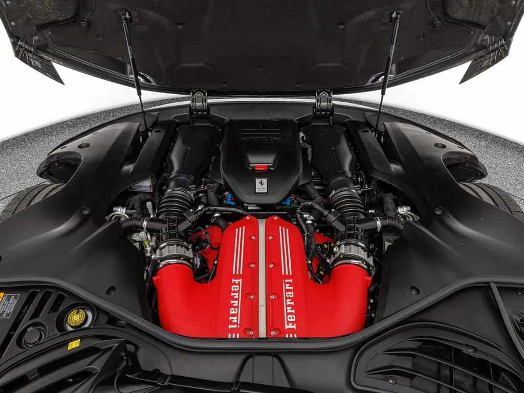 Ferrari 12Cilindri Spider Atelier 09/2025-photo-24