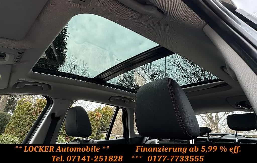 BMW X1 xDrive20i Sport Line Aut. LED Navi PDC AHK 03/2016-photo-12
