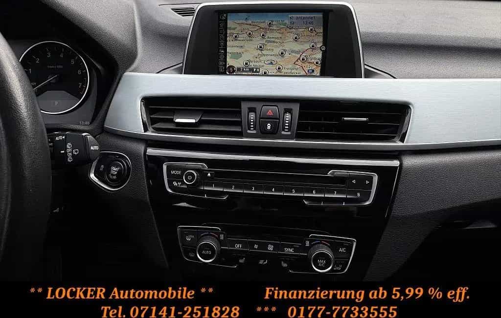 BMW X1 xDrive20i Sport Line Aut. LED Navi PDC AHK 03/2016-photo-18