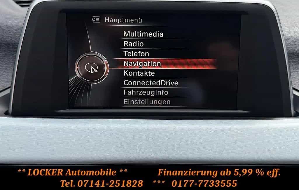 BMW X1 xDrive20i Sport Line Aut. LED Navi PDC AHK 03/2016-photo-21