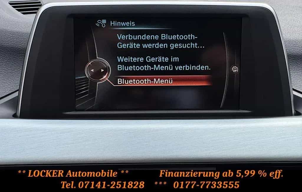 BMW X1 xDrive20i Sport Line Aut. LED Navi PDC AHK 03/2016-photo-24