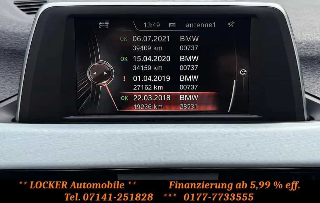 BMW X1 xDrive20i Sport Line Aut. LED Navi PDC AHK 03/2016-photo-30