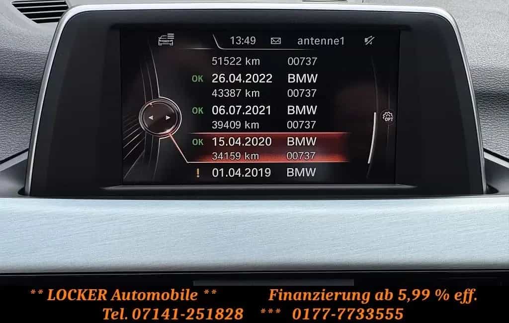 BMW X1 xDrive20i Sport Line Aut. LED Navi PDC AHK 03/2016-photo-32