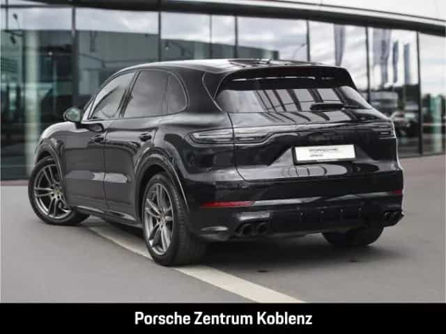 Porsche Cayenne GTS 06/2021-photo-2