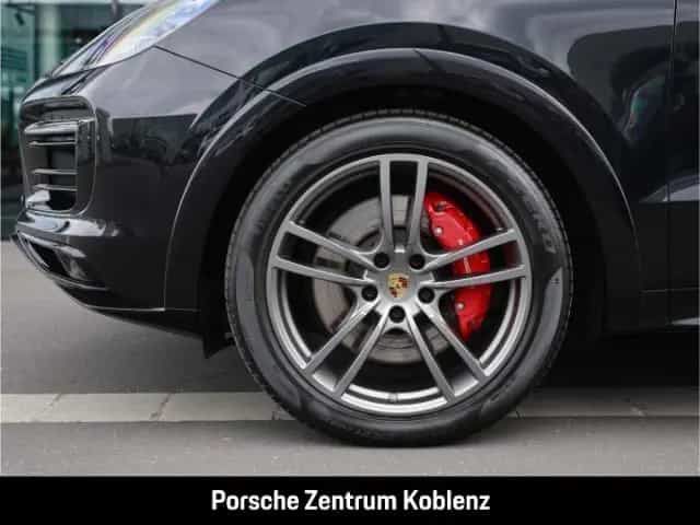 Porsche Cayenne GTS 06/2021-photo-23