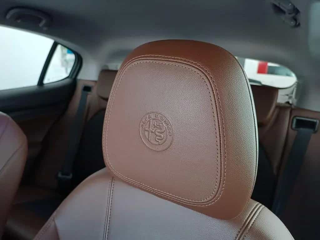 Alfa Romeo Stelvio 2.2 Turbodiesel 160 CV AT8 RW 06/2019-photo-11