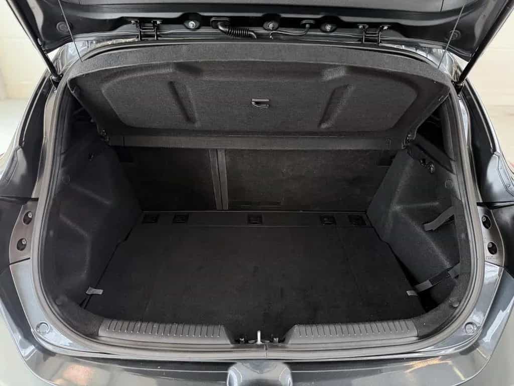 Hyundai i30 Turbo*Kamera*Bi-Xenon*Navi*SHZ* 06/2016-photo-10