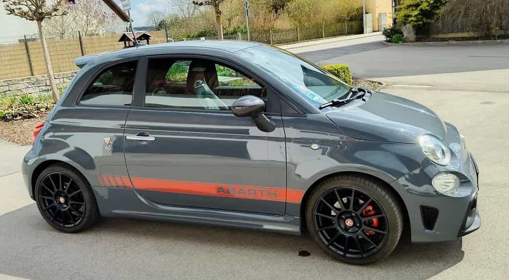 Abarth 1.4 T-Jet 16V 695,595,500,Yamaha XSR 07/2017-photo-0
