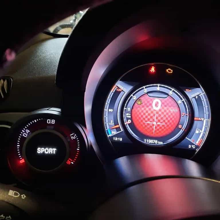 Abarth 1.4 T-Jet 16V 695,595,500,Yamaha XSR 07/2017-photo-6